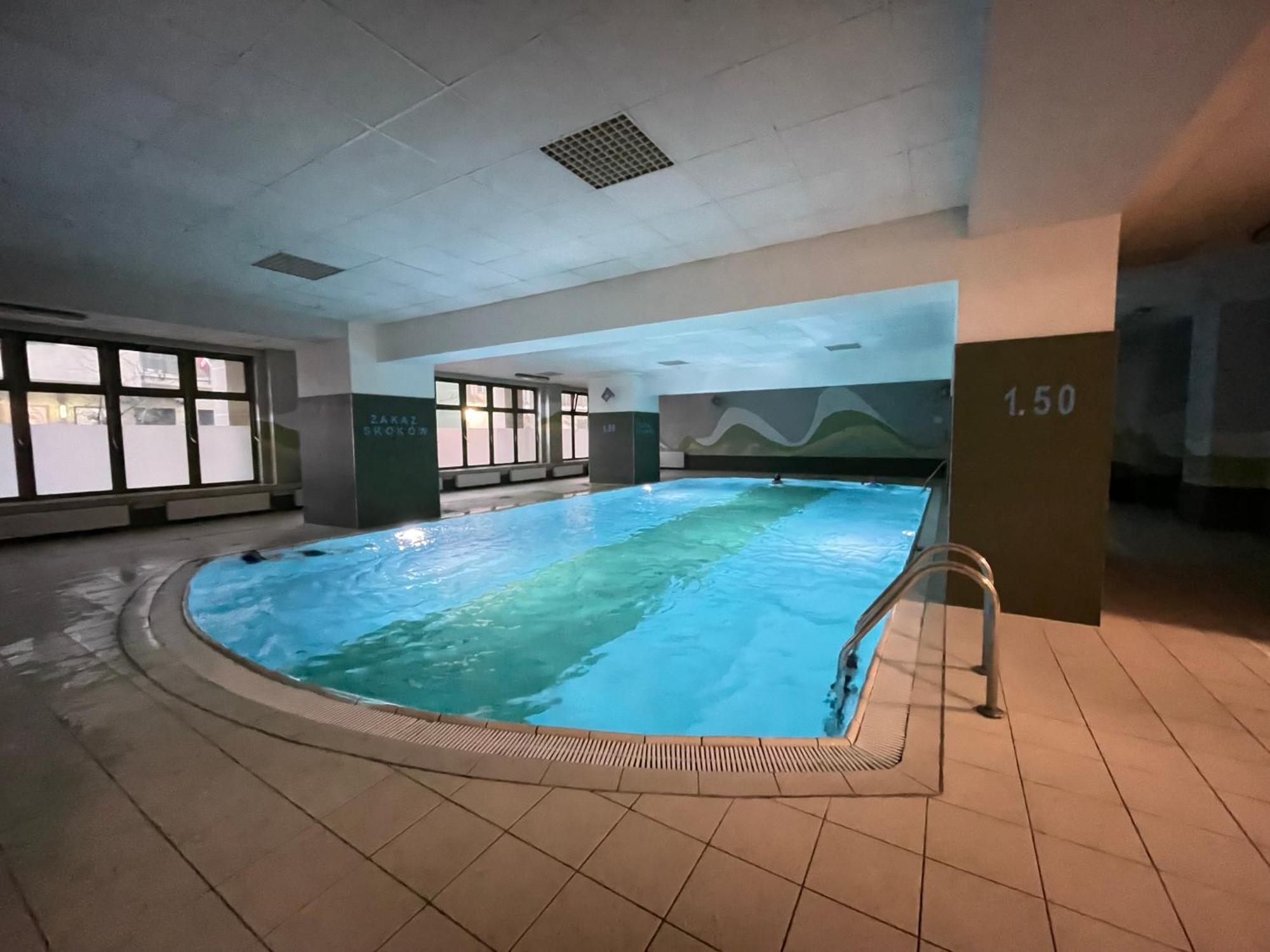 Superior Bukowinska, Studio, Pool & Gym! Metro Wilanowska, Garage Parking! 24H Reception! Warsaw Luaran gambar