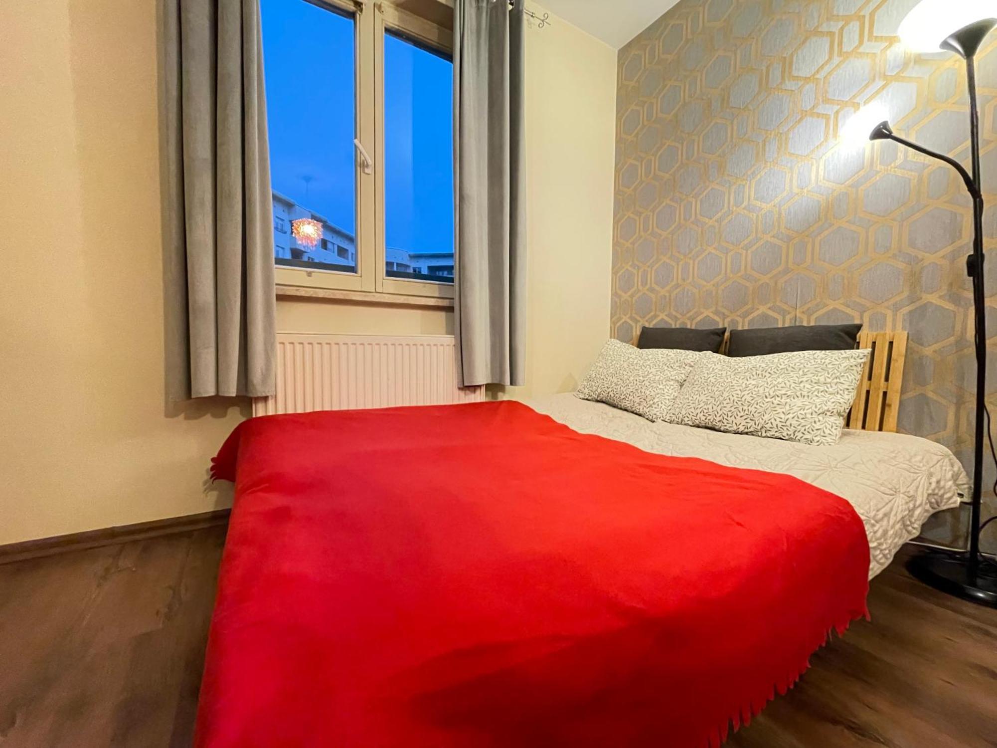 Superior Bukowinska, Studio, Pool & Gym! Metro Wilanowska, Garage Parking! 24H Reception! Warsaw Luaran gambar